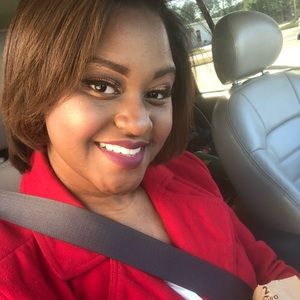 Meet your Posher, Aki